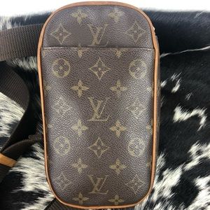 Authentic Louis Vuitton Pochette Gange Bumbag